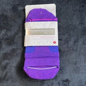 NWT Lululemon Women's Ultimate No Show Run Sock *Silver